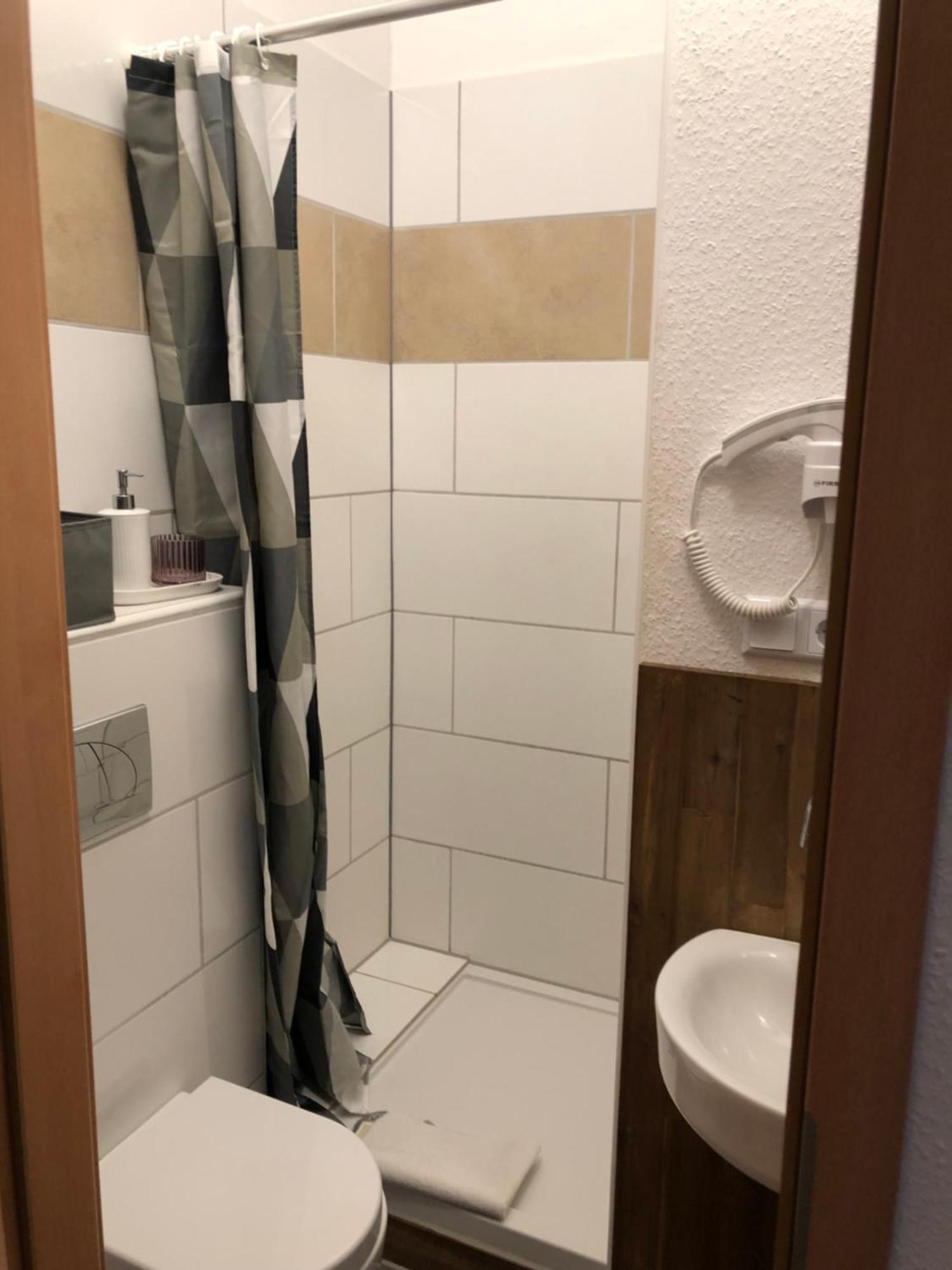 Pension Am Roemerhof Münzenberg Buitenkant foto