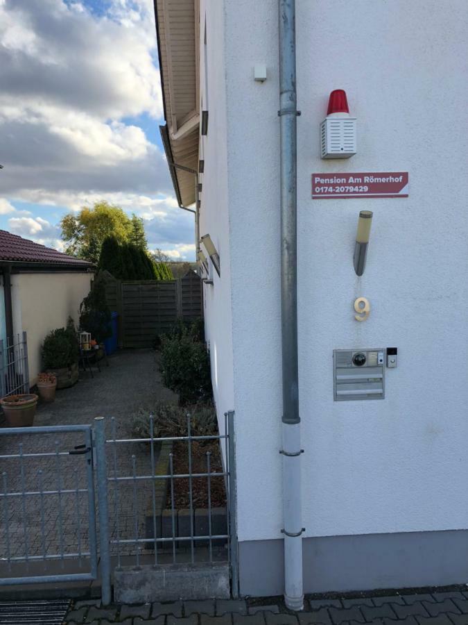 Pension Am Roemerhof Münzenberg Buitenkant foto